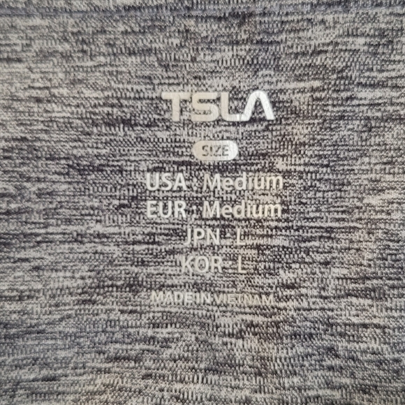 TSLA cropped yoga pants - Picture 4 of 5